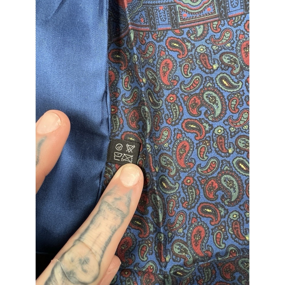 Lot Of 2 Unmarked Silk Scarves Brooks Brothers? EUC - Picture 9 of 9